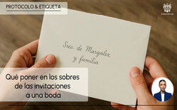 Una buena caligrafía le aporta elegancia a la invitación de boda