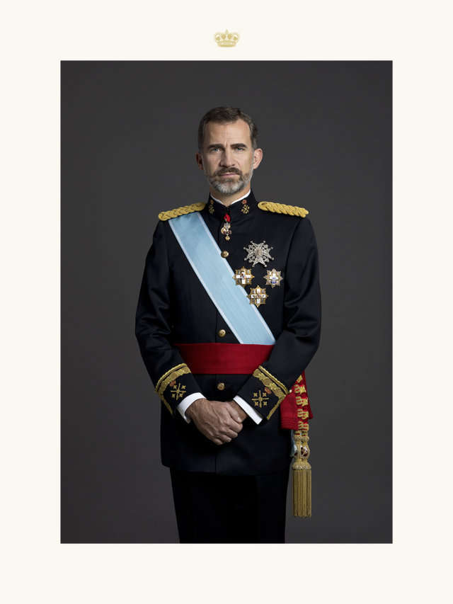 Felipe VI. Uniforme de gran etiqueta de Capitán General del Ejército de Tierra