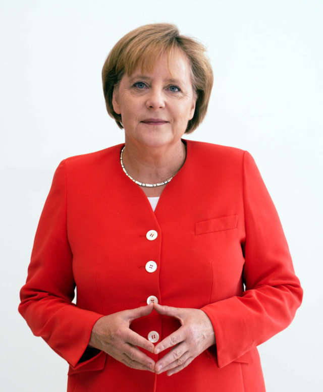 Juntar yemas dedos - Angela Merkel