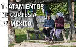 Mujeres platicar. Los tratamientos de cortesía en México